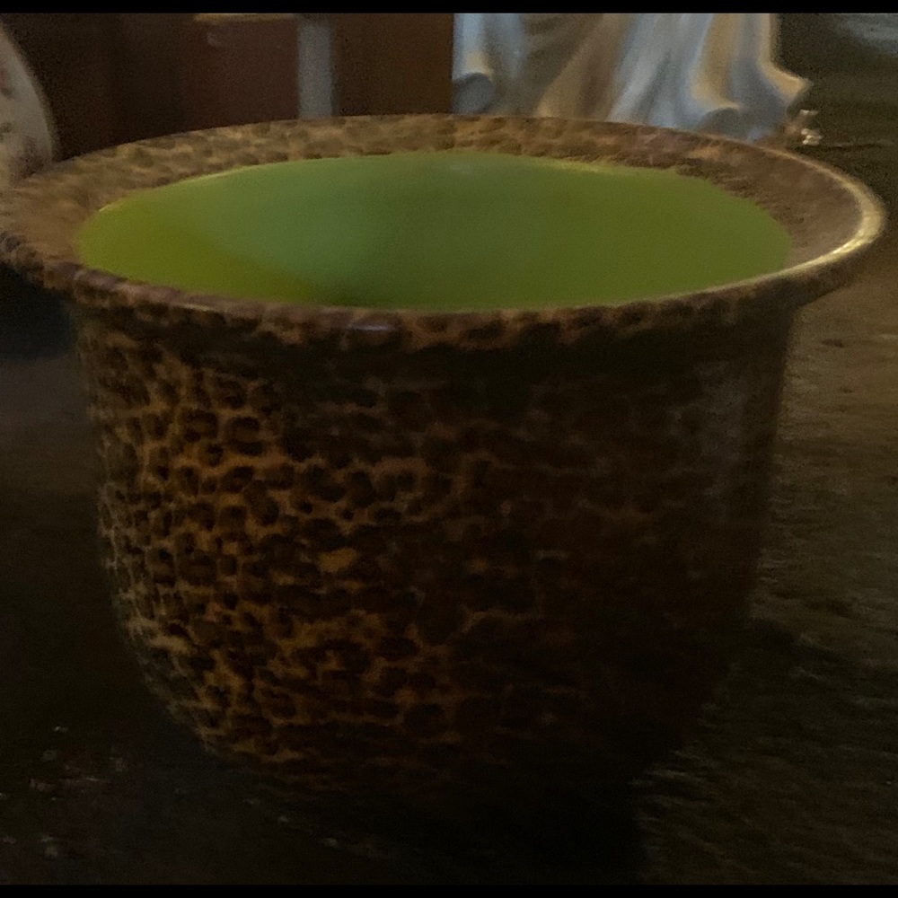 Leopard Vase - Picture 2 of 2